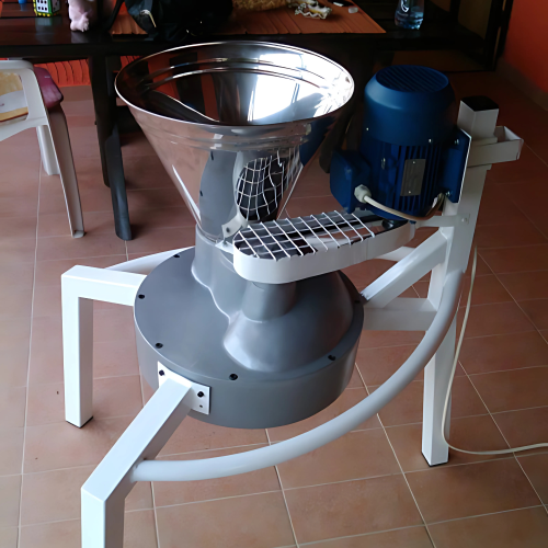 Machine for Slicing Wild Apples